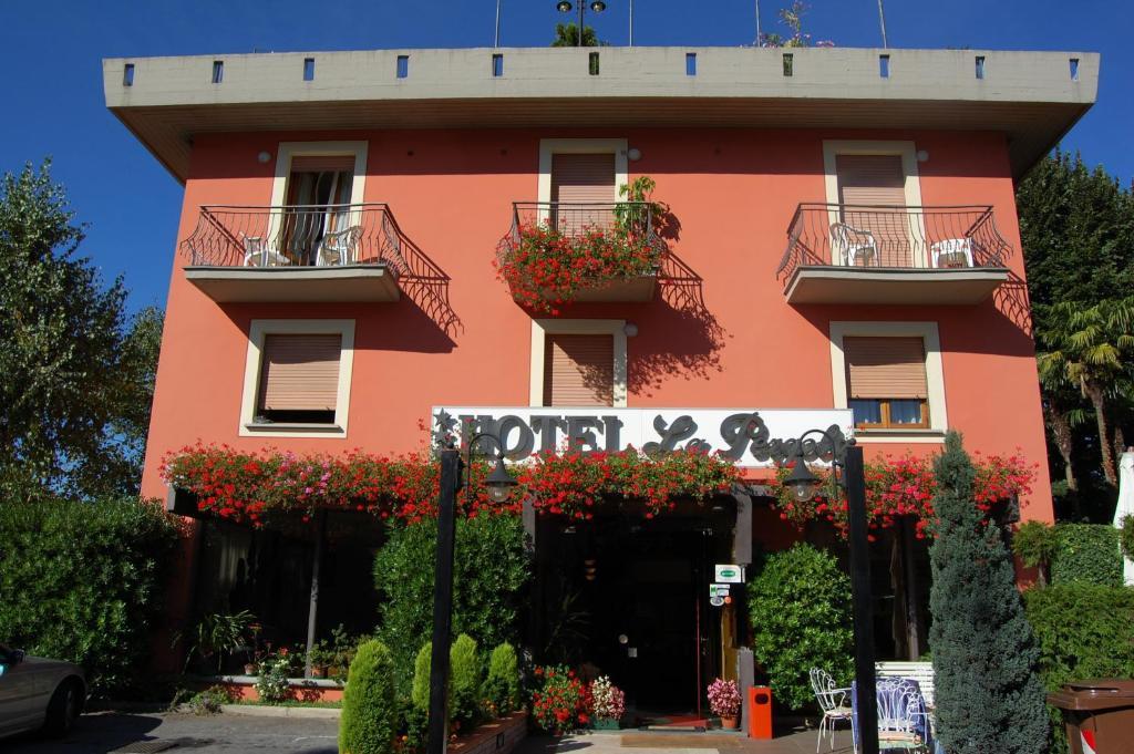 Hotel La Pergola Barga Bagian luar foto